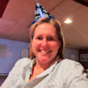 Meet your Posher, Jenn